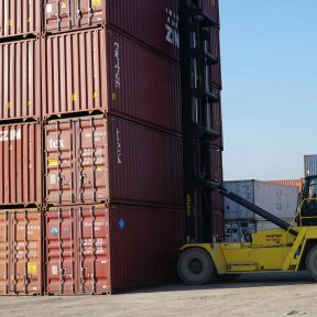 KONTEYNER DEPOLAMA HİZMETLERİ